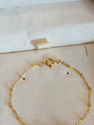 Keshi Pearl & Small Pink Pearl Beam Bracelet