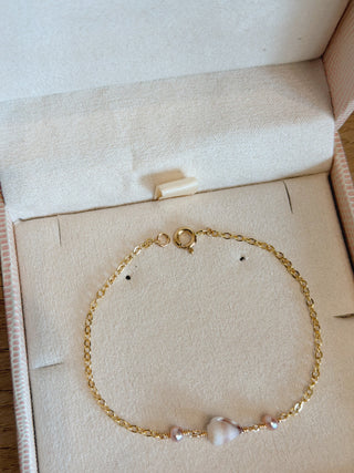 Dwarf Cone & Mini Mauve Pearl Bracelet