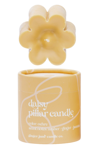 Daisy Pillar 9oz Soy Candle