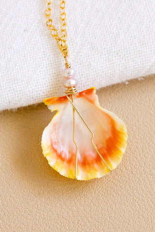 Pale Yellow Sunrise Shell & Double Mini Button Pink Pearl Necklace