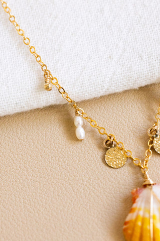 Textured Disc, Bead, & Stacked Mini Rice Pearl Sunrise Shell Charm Necklace