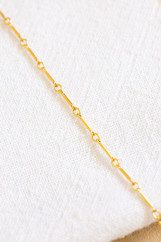 Round Pearl & Cat Cone Fragment Necklace