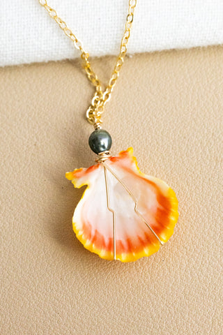 Dark Round Keshi Tahitian Pearl & Vibrant Orange Sunrise Shell