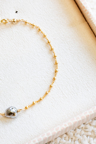 Small Boxy Keshi Tahitian Pearl Mini Anela Bracelet