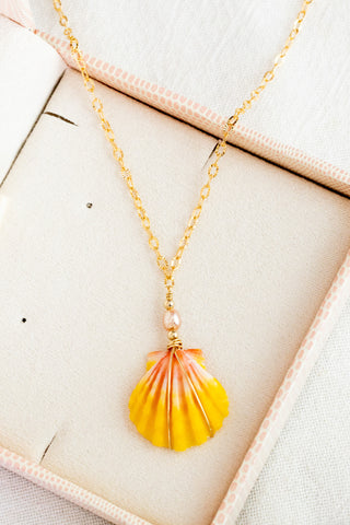 Small Pink Pearl & Bead Yellow/Pink Sunrise Shell Necklace