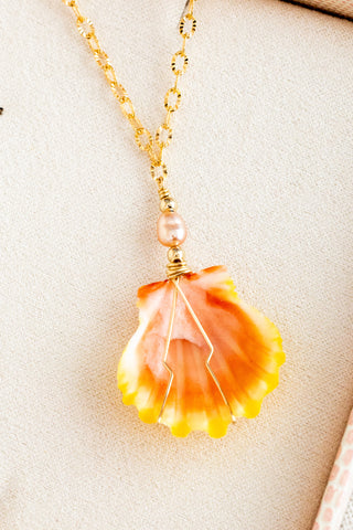Small Pink Pearl & Bead Yellow/Pink Sunrise Shell Necklace