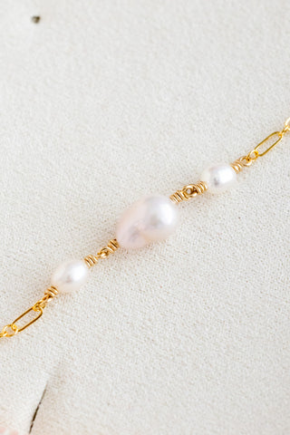Keshi Pearl & Small Pearl Mini Wishful Necklace