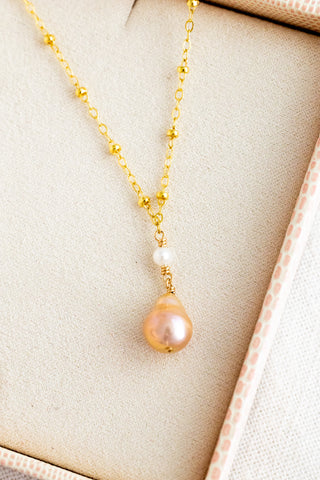 Mini Round Pearl & Peach Baroque Edison Pearl Beam Necklace