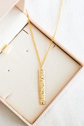 Blooming Bar Mona Necklace