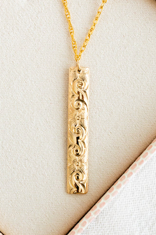 Blooming Bar Mona Necklace