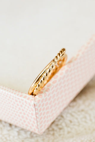Intertwined Ring