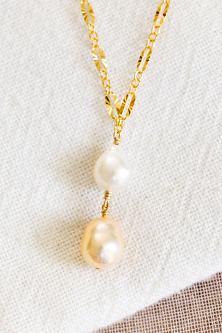 White & Peach Baroque Edison Pearl Textured Princess Lariat Necklace