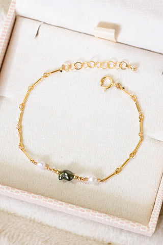 Mini Keshi Pearl & Dark Keshi Tahitian Pearl & Bead Bar Bracelet
