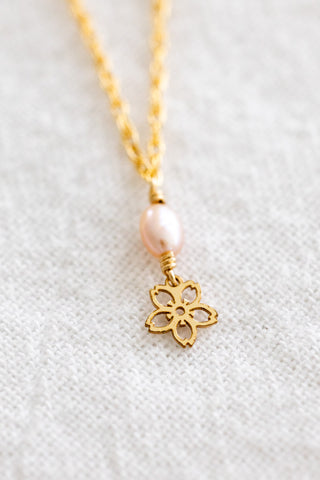 Sakura Pink Pearl Mona Necklace